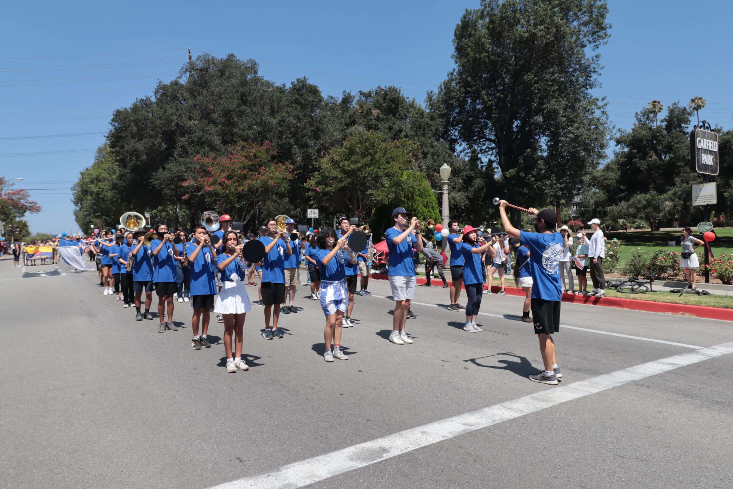 Minuteman Band marches at Festival of Balloons